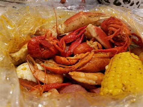 The juicy crab near me - The Juicy Crab Dothan, Dothan. 7,391 likes · 2,057 talking about this · 2,785 were here. The Juicy Crab is a seafood restaurant that serves delicious Cajun …